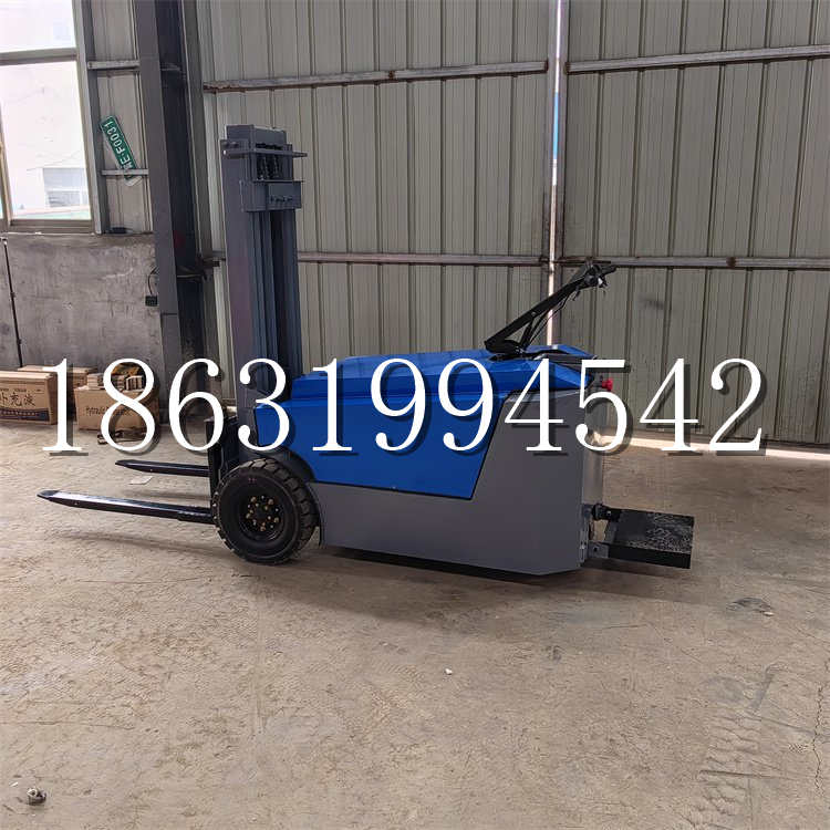 田中镇全电动叉车插腿式堆高车液压装卸车1.5吨升高小型站驾式铲车